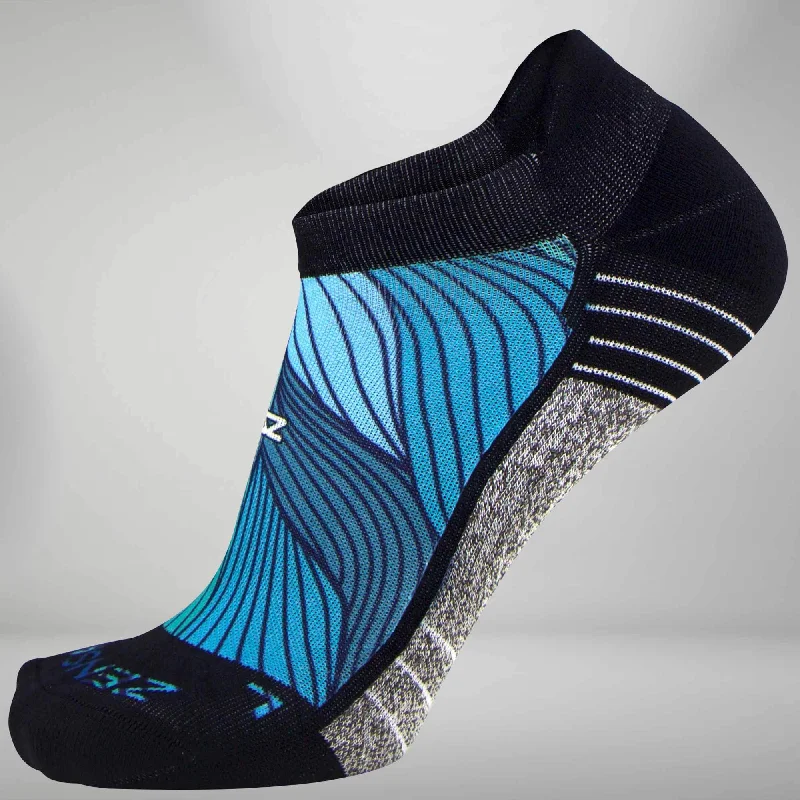 Women's microfiber socks for a lightweight optionAbstract Waves Socks (No Show)